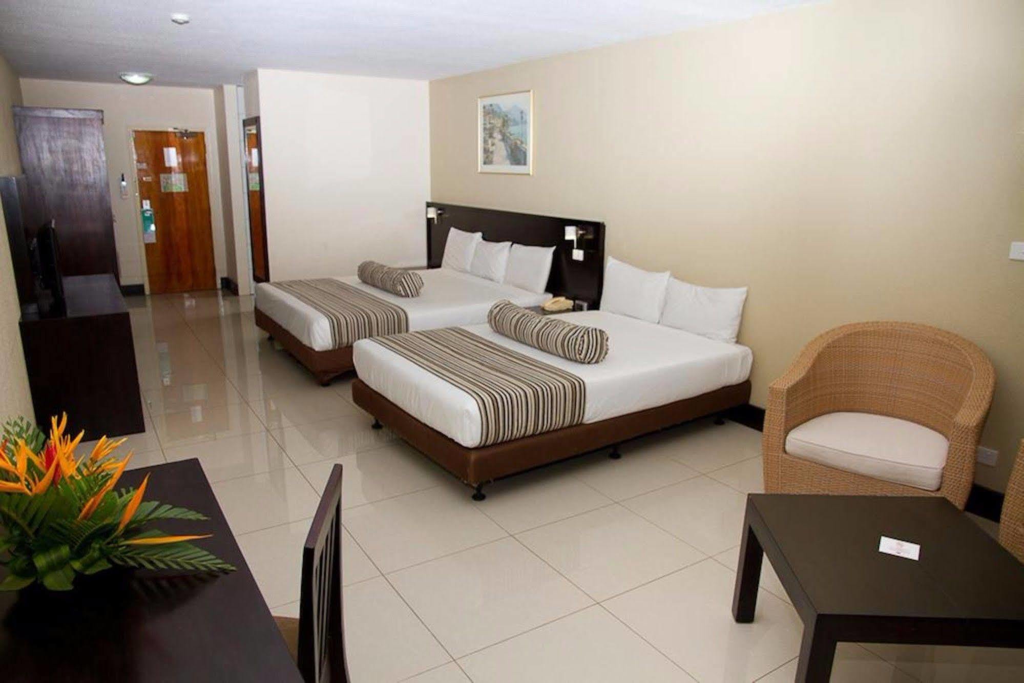 Tanoa Waterfront Hotel Lautoka Exterior foto